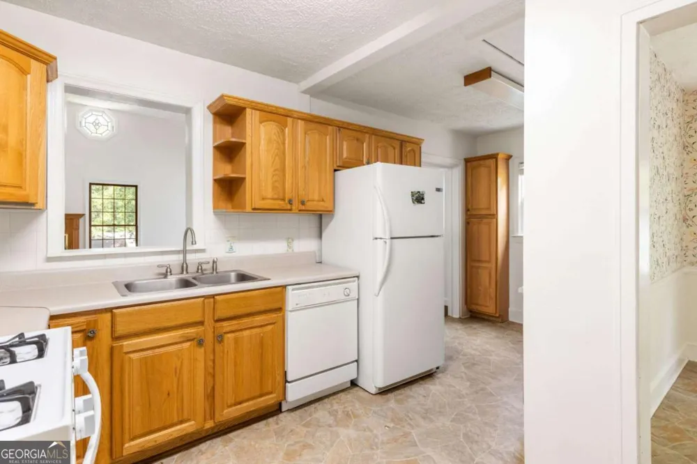 2510 Jewel ST East Point, GA 30344