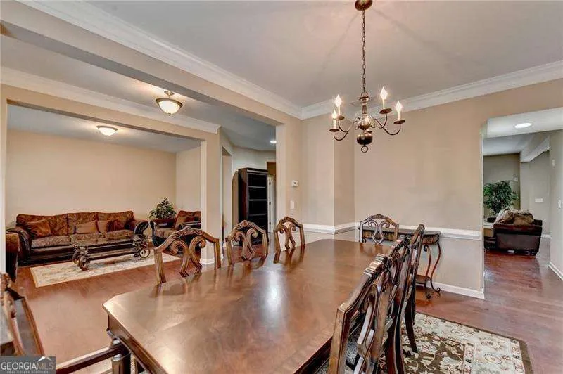 4228 Woods Creek LN Suwanee, GA 30024