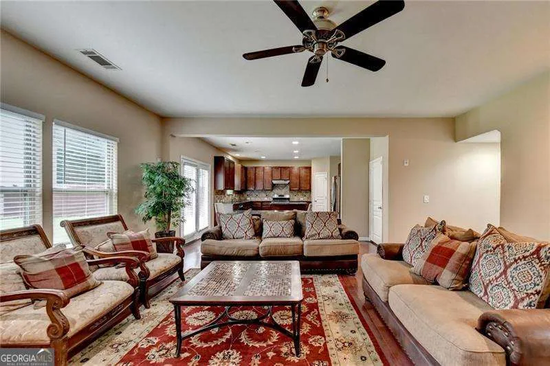 4228 Woods Creek LN Suwanee, GA 30024