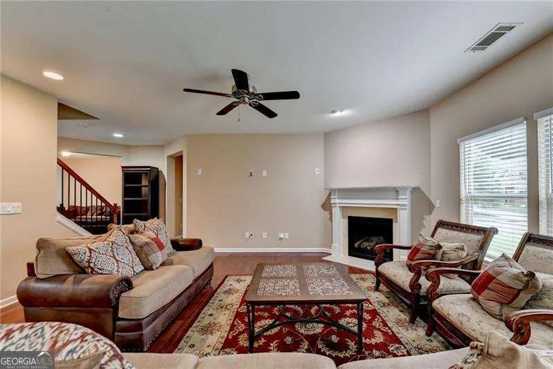 4228 Woods Creek LN Suwanee, GA 30024