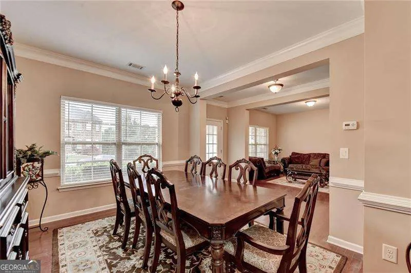 4228 Woods Creek LN Suwanee, GA 30024