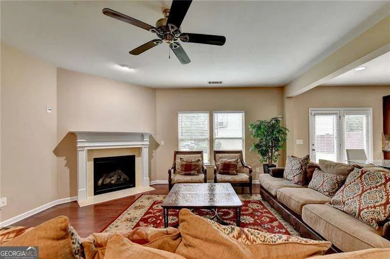 4228 Woods Creek LN Suwanee, GA 30024