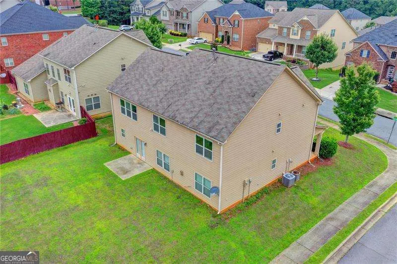 4228 Woods Creek LN Suwanee, GA 30024
