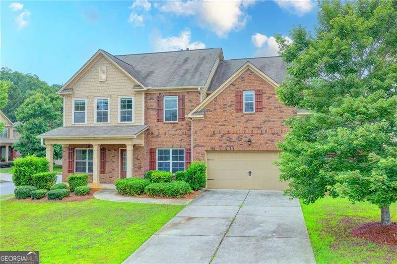 4228 Woods Creek LN Suwanee, GA 30024