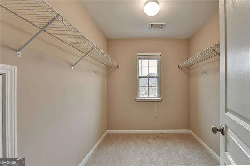 4228 Woods Creek LN Suwanee, GA 30024