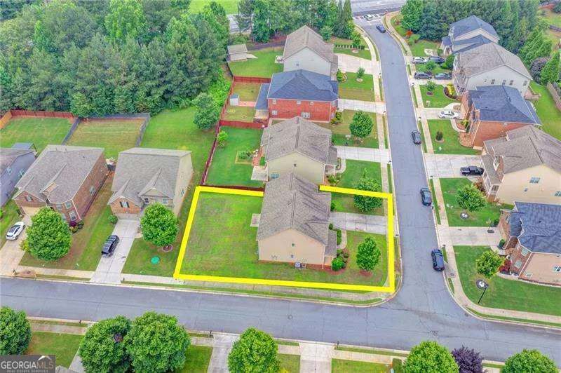 4228 Woods Creek LN Suwanee, GA 30024