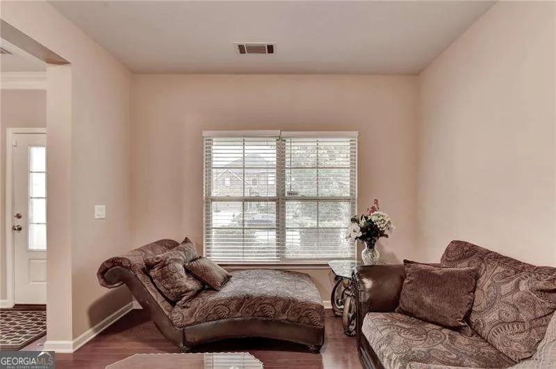 4228 Woods Creek LN Suwanee, GA 30024