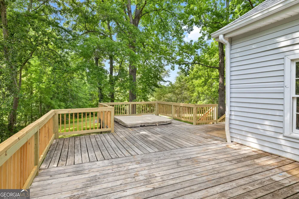 808 Knollwood DR Winder, GA 30680