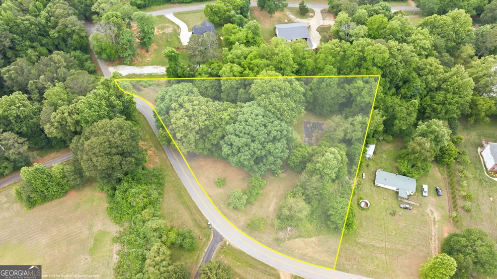 808 Knollwood DR Winder, GA 30680