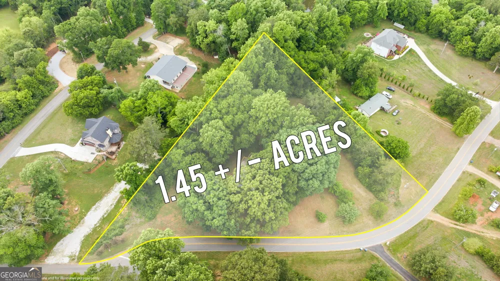 808 Knollwood DR Winder, GA 30680
