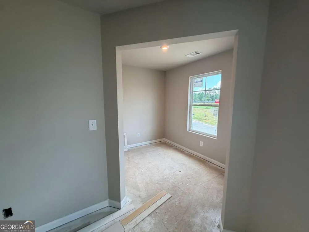 327 Rolling Green RD Adairsville, GA 30103