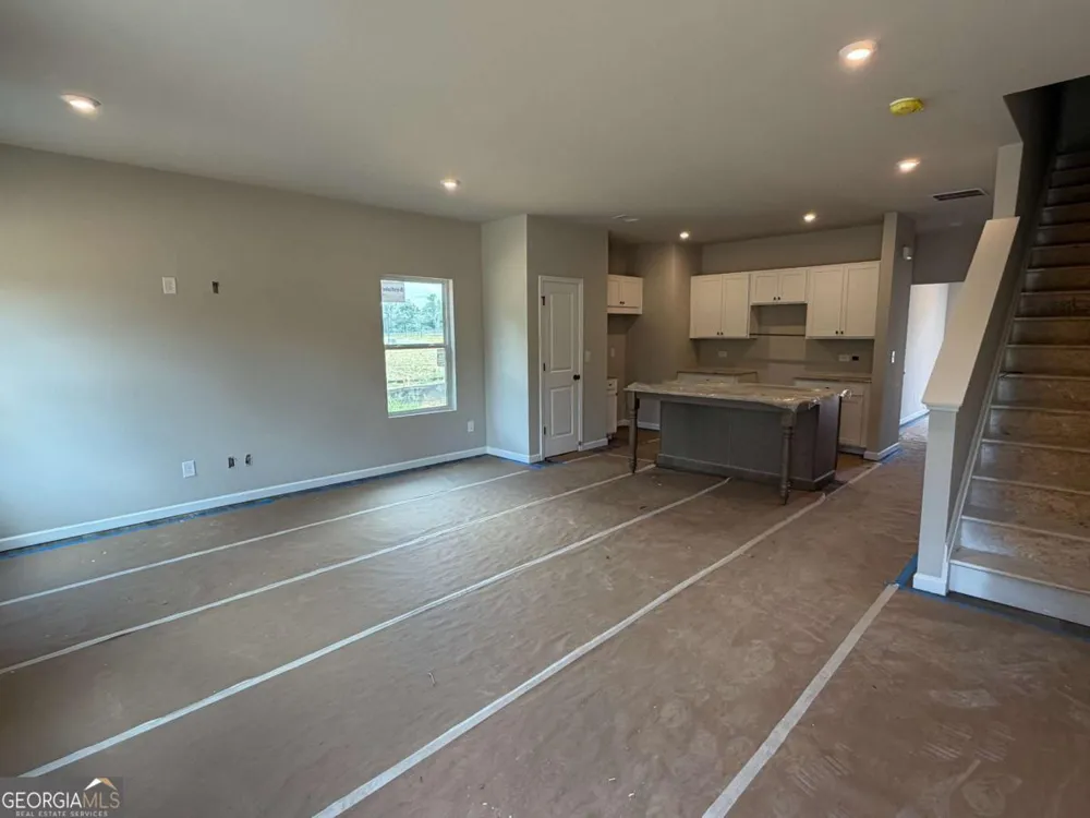 329 Rolling Green RD Adairsville, GA 30103