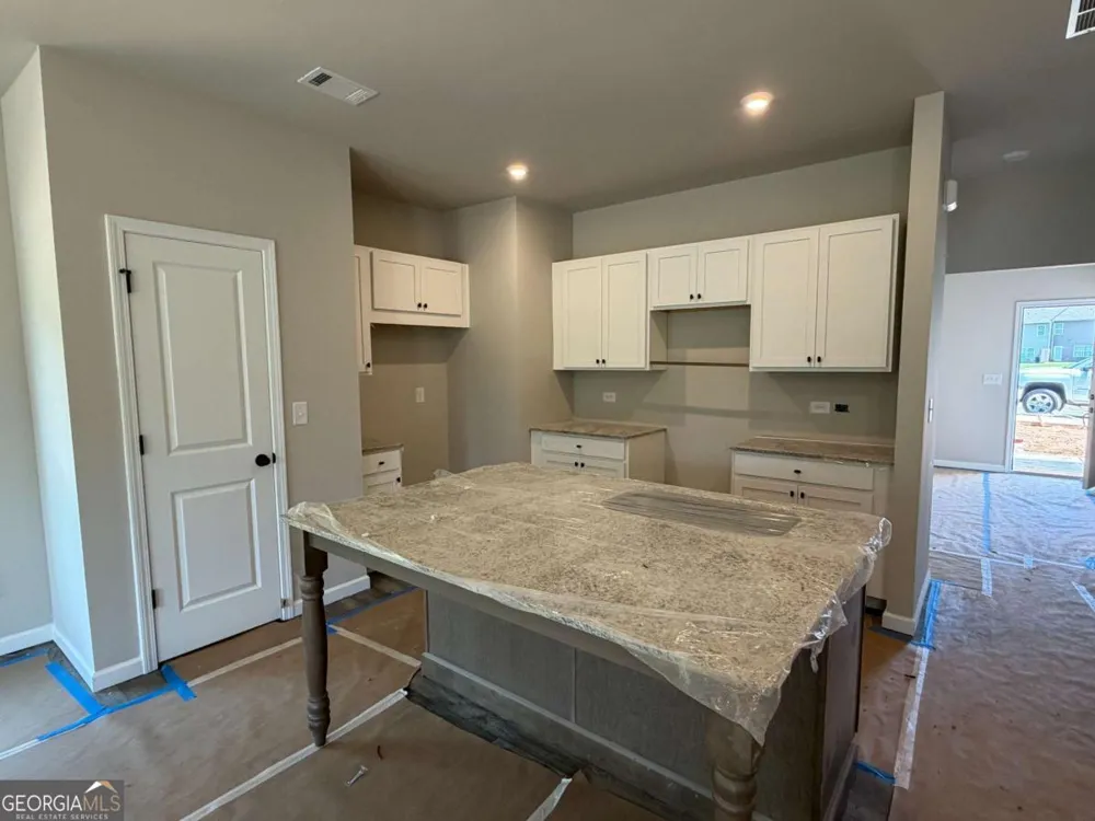 329 Rolling Green RD Adairsville, GA 30103