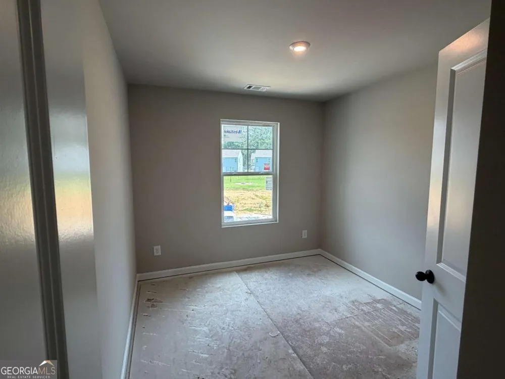 329 Rolling Green RD Adairsville, GA 30103