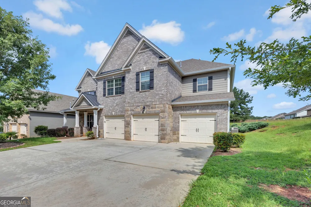 910 Southfork DR Loganville, GA 30052