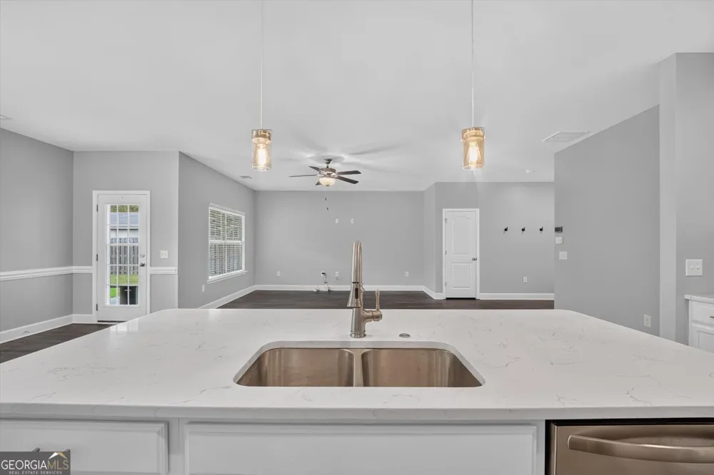 130 Clover Pointe CIR Guyton, GA 31312