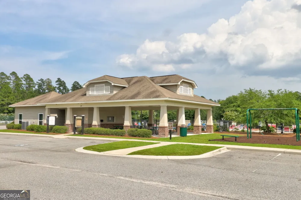 130 Clover Pointe CIR Guyton, GA 31312