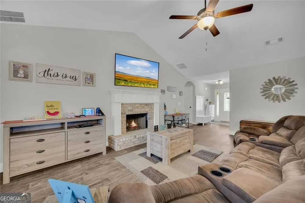 733 River Mist CIR Jefferson, GA 30549