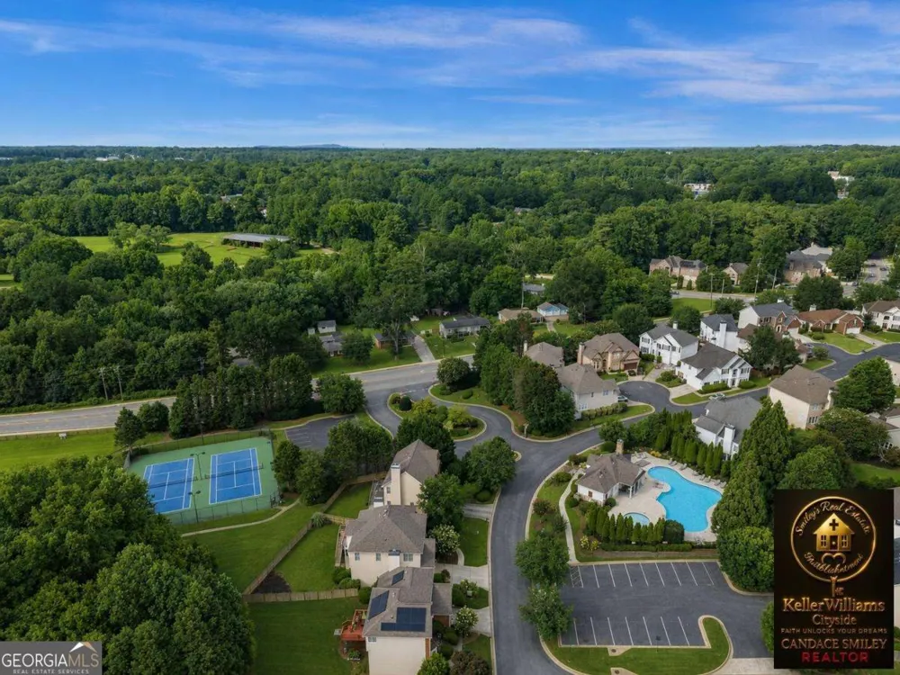 256 Ennisbrook DR SE Smyrna, GA 30082