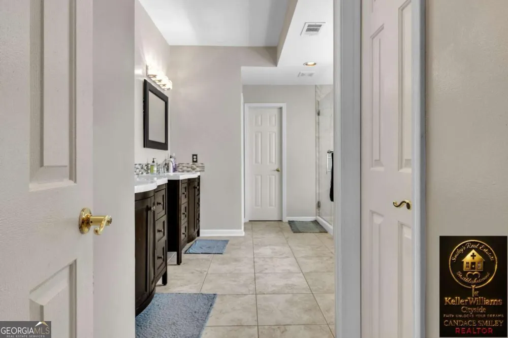 256 Ennisbrook DR SE Smyrna, GA 30082