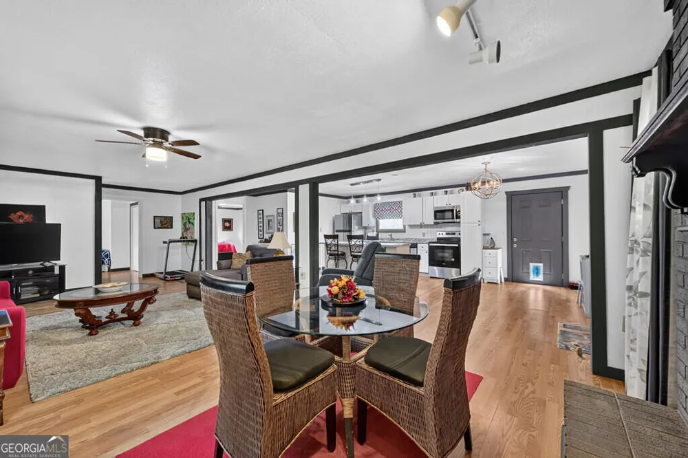 35 E Thomas RD Blue Ridge, GA 30513