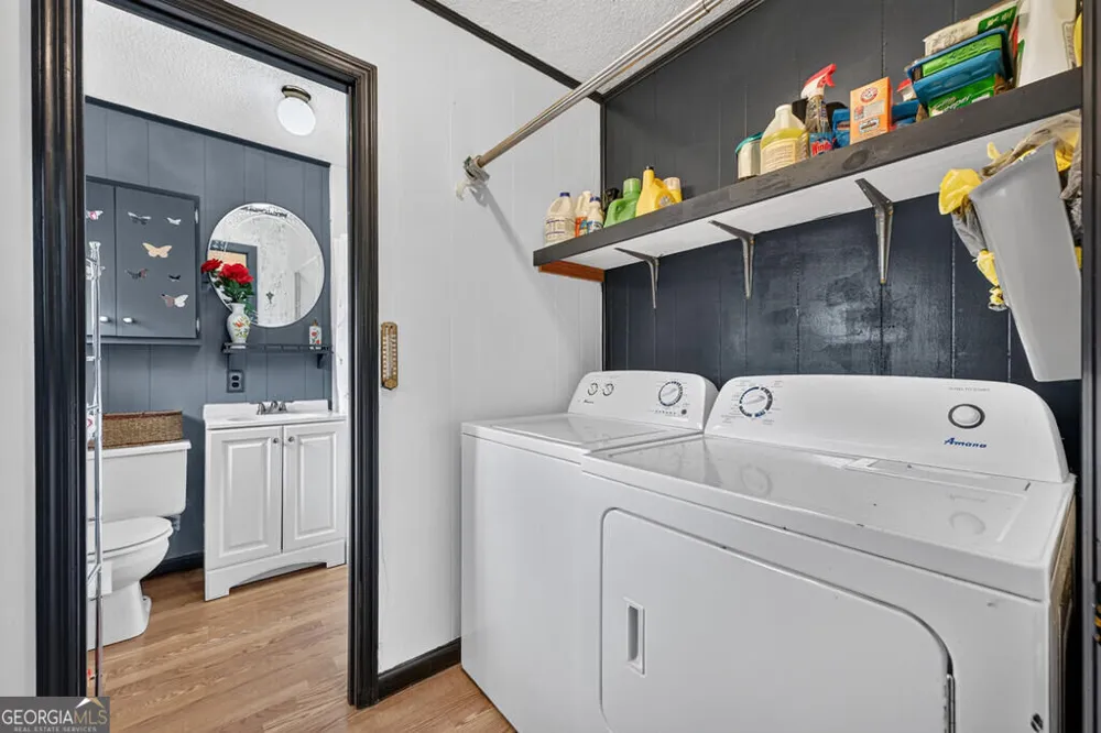 35 E Thomas RD Blue Ridge, GA 30513