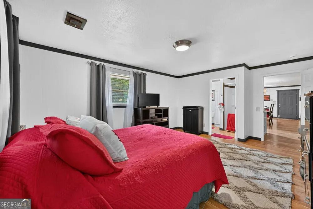 35 E Thomas RD Blue Ridge, GA 30513