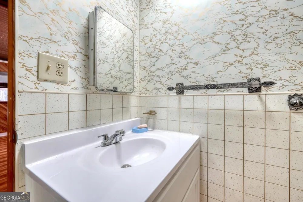 4348 White Oak DR Hiawassee, GA 30546