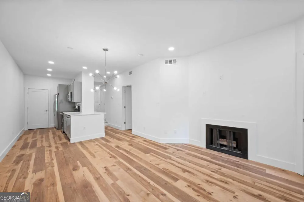 855 Piedmont AVE NE Atlanta, GA 30308