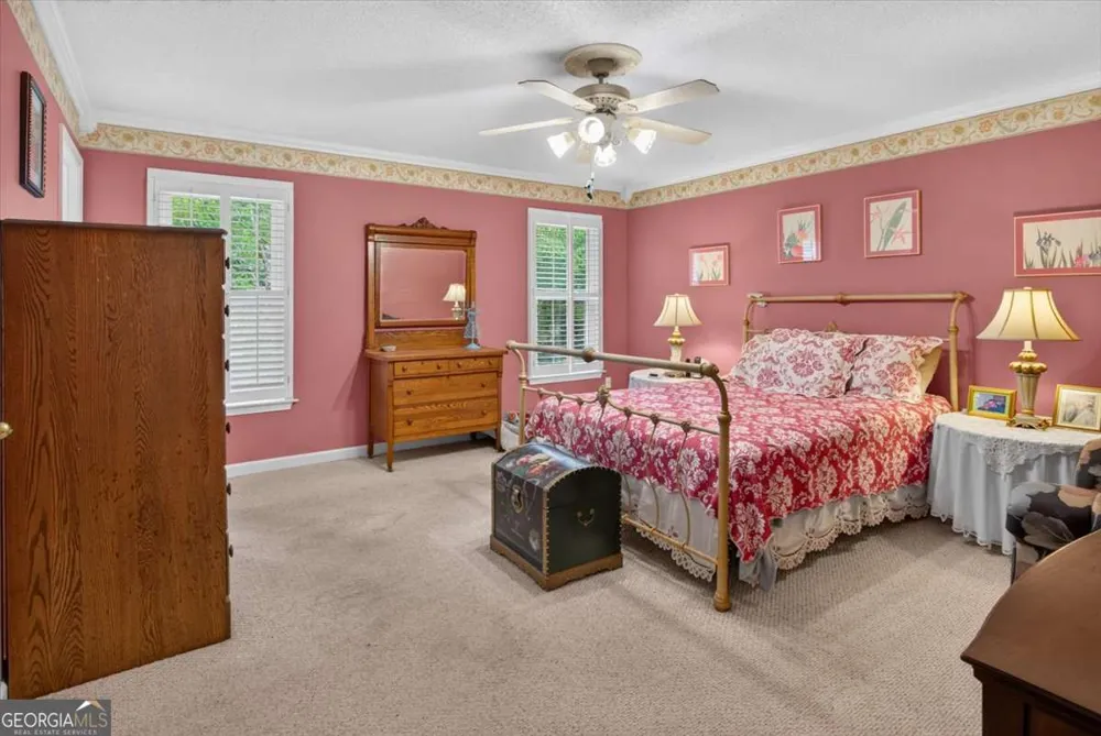 654 Oaklands DR Talking Rock, GA 30175