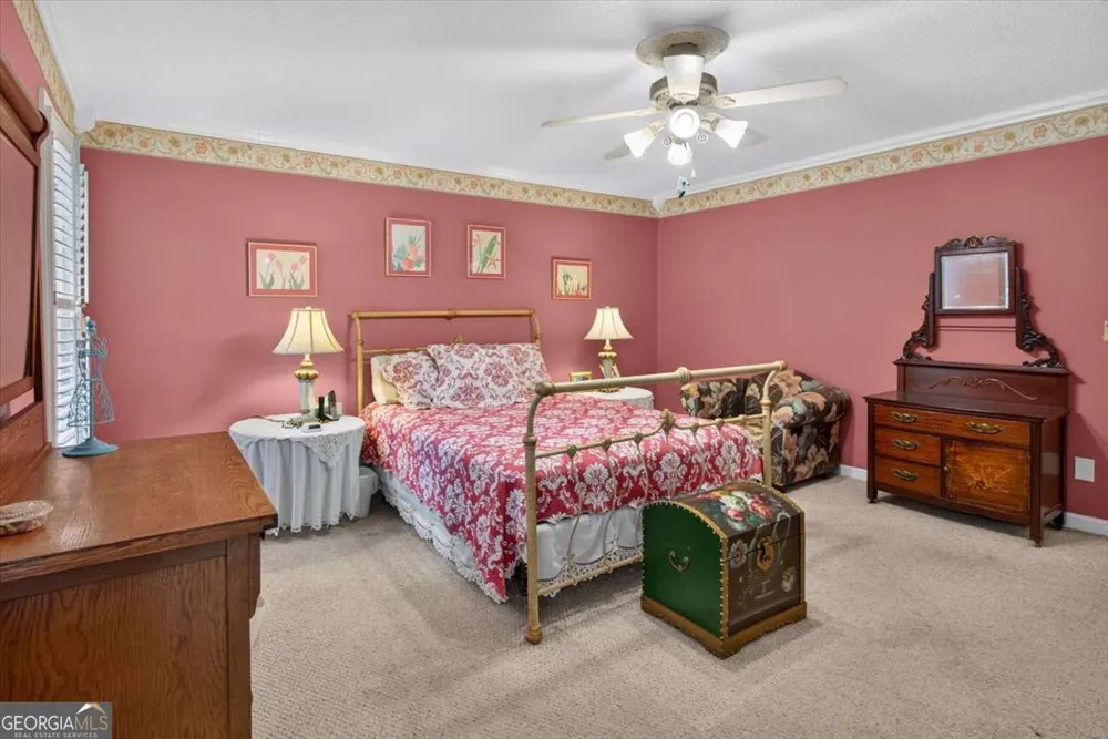 654 Oaklands DR Talking Rock, GA 30175