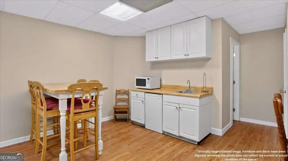 654 Oaklands DR Talking Rock, GA 30175