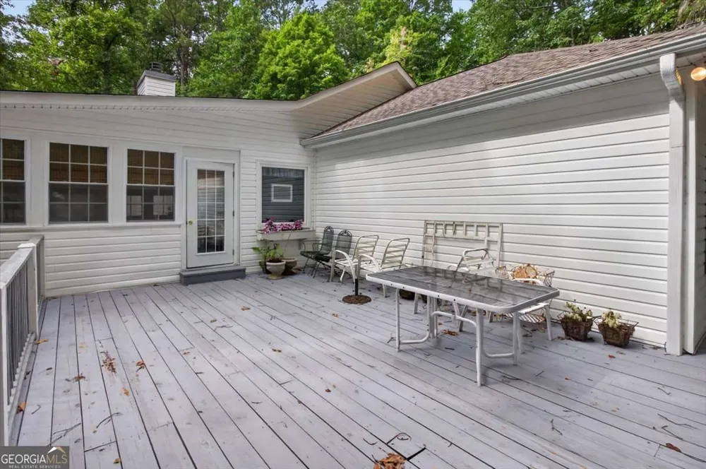 654 Oaklands DR Talking Rock, GA 30175
