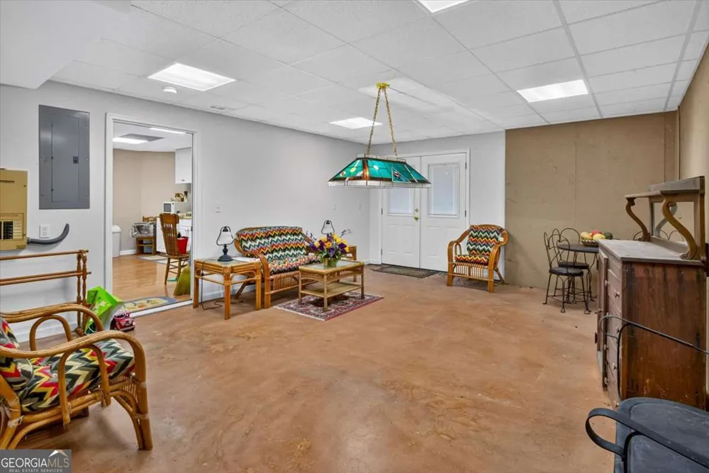 654 Oaklands DR Talking Rock, GA 30175