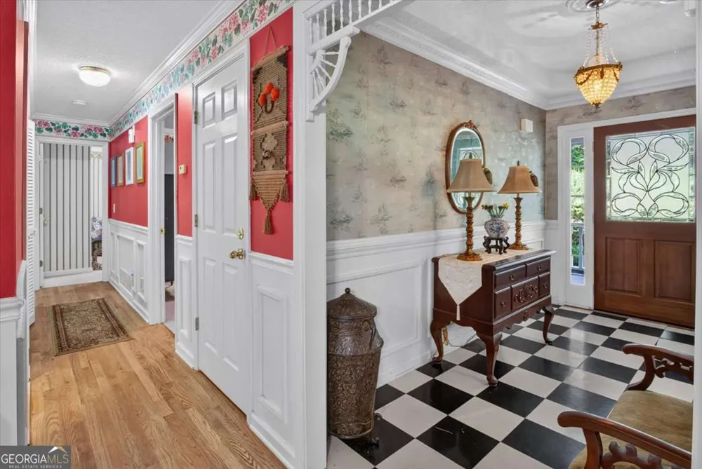 654 Oaklands DR Talking Rock, GA 30175