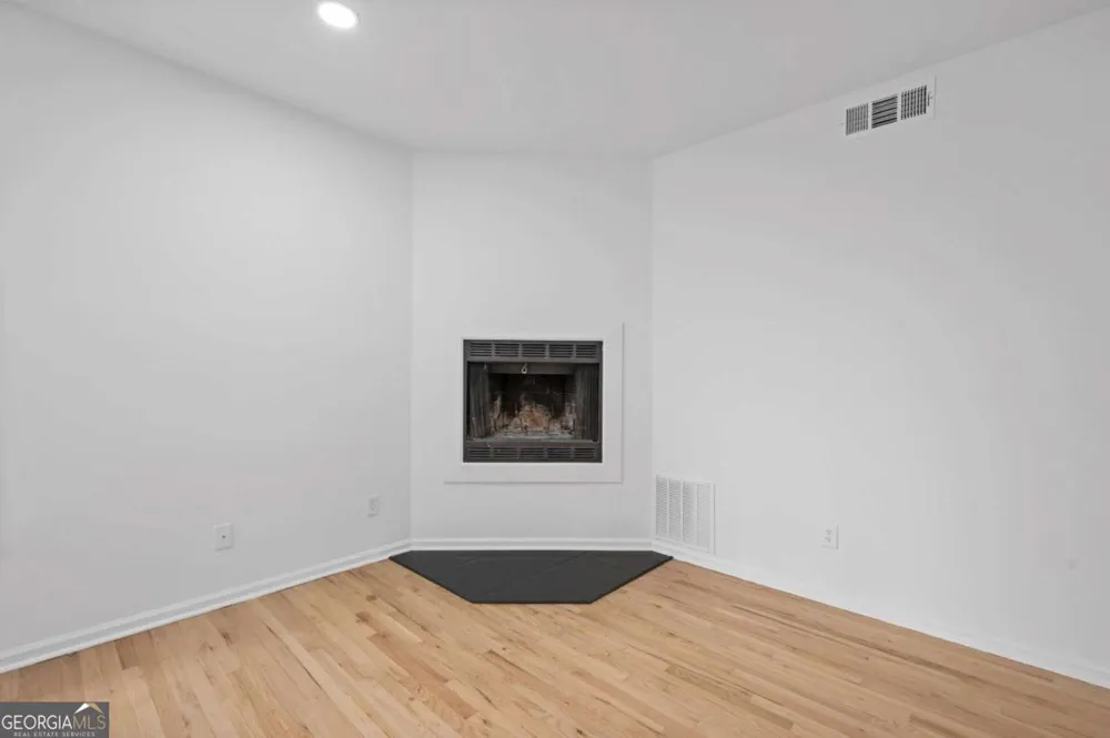 567 Winton TER NE Atlanta, GA 30308