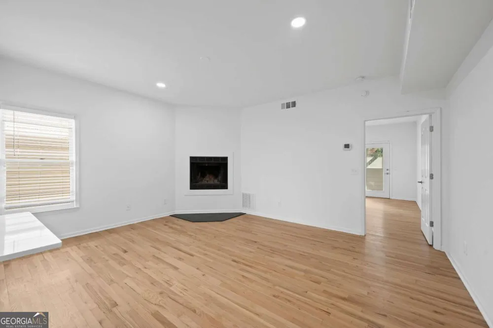 567 Winton TER NE Atlanta, GA 30308