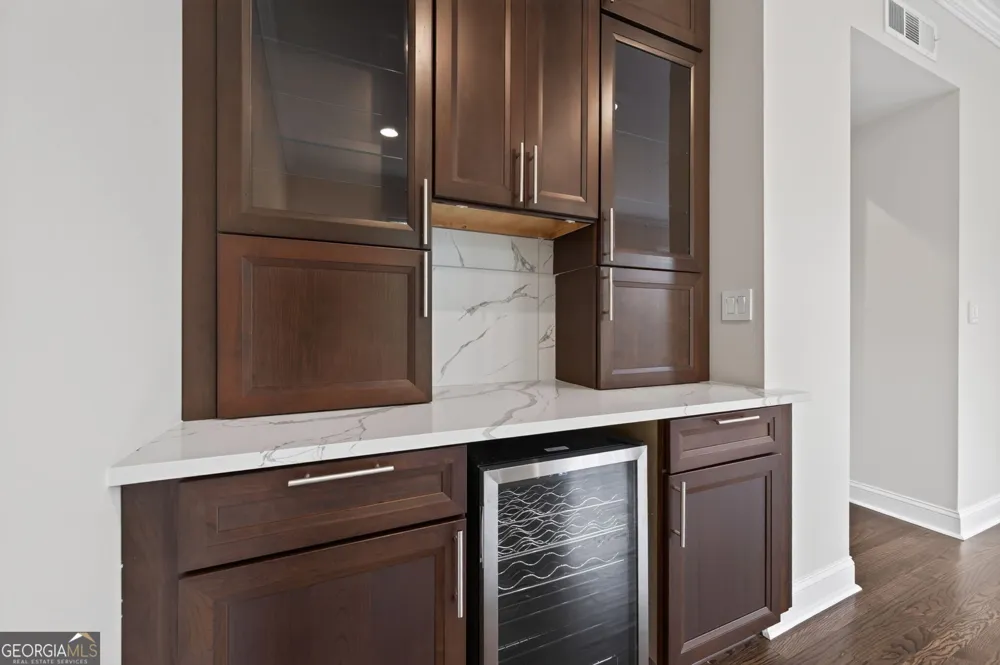 420 Jefferson CIR Sandy Springs, GA 30328