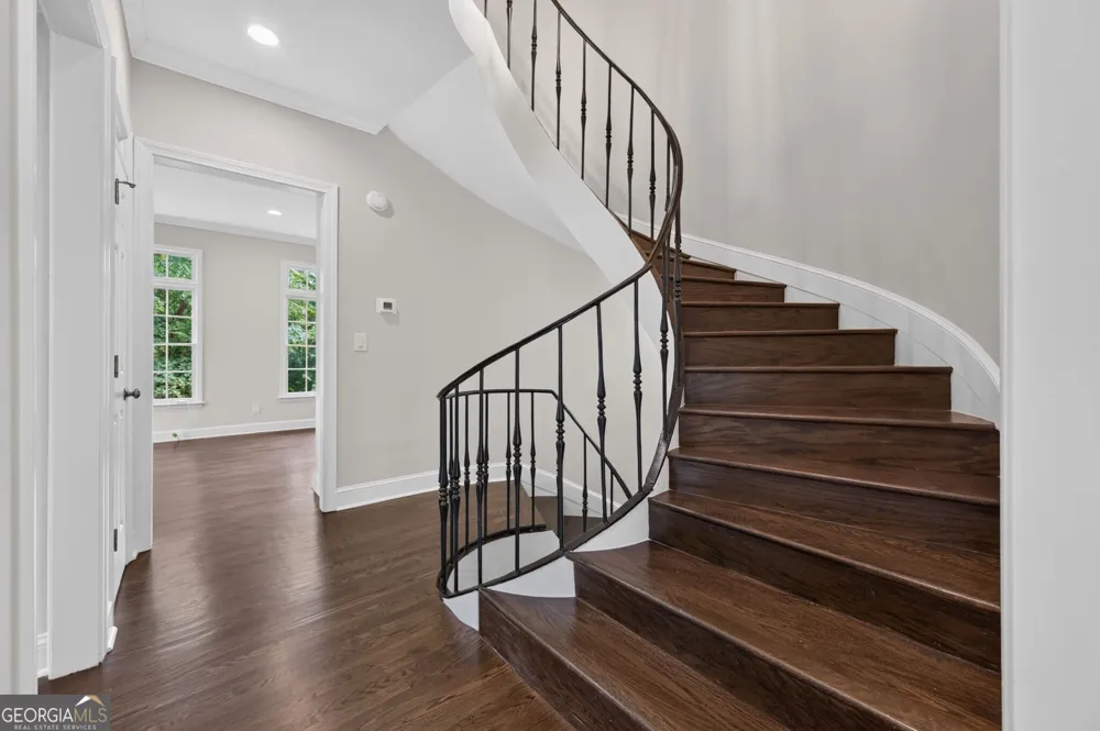 420 Jefferson CIR Sandy Springs, GA 30328