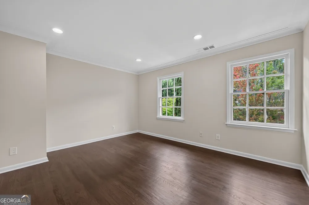 420 Jefferson CIR Sandy Springs, GA 30328