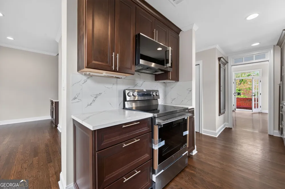 420 Jefferson CIR Sandy Springs, GA 30328