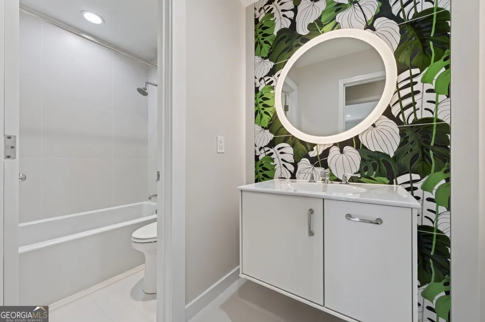 420 Jefferson CIR Sandy Springs, GA 30328