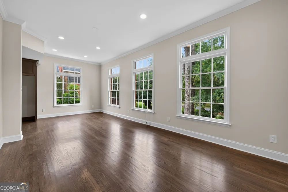 420 Jefferson CIR Sandy Springs, GA 30328