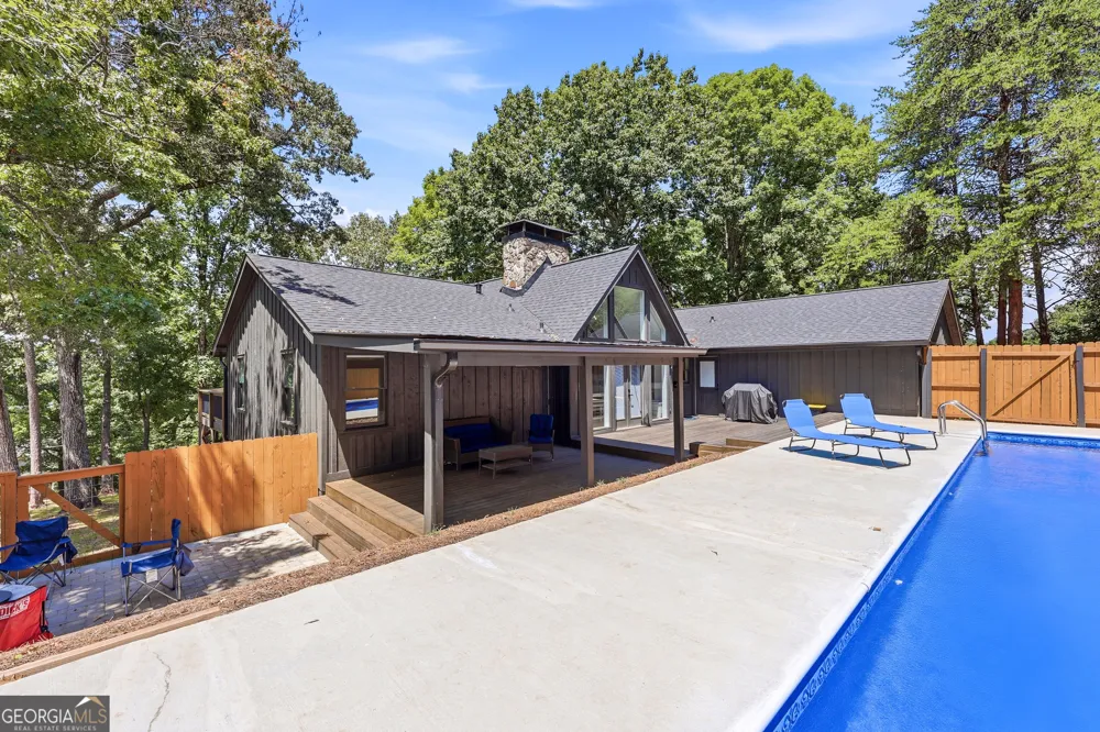 4225 Twin Rivers DR Gainesville, GA 30504