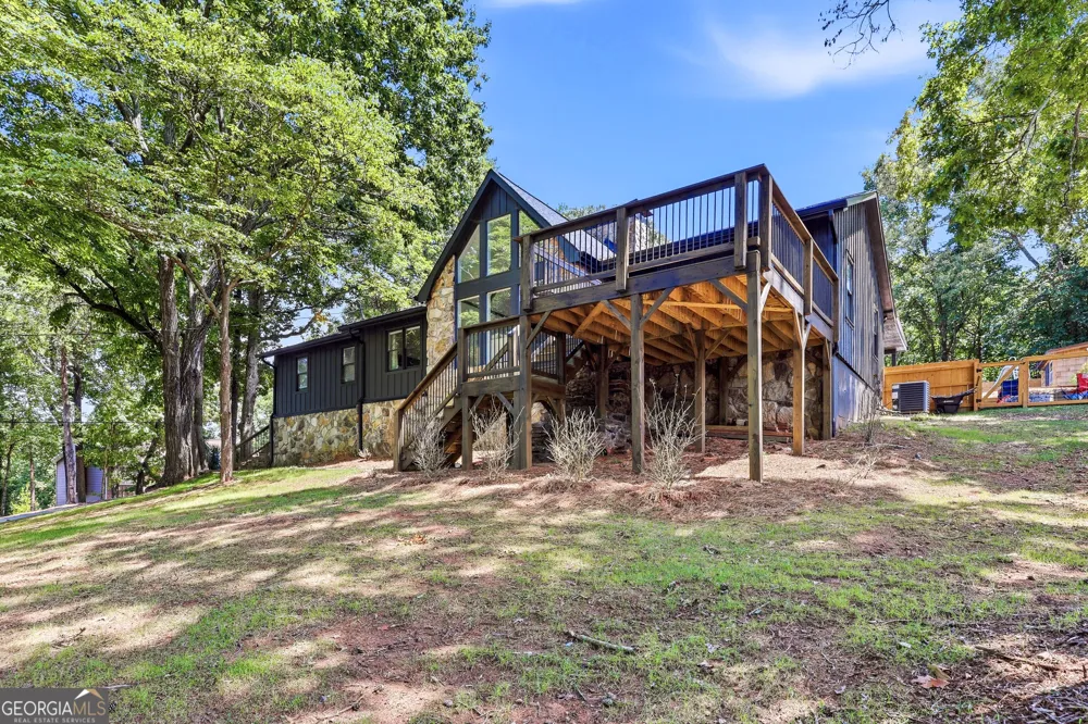 4225 Twin Rivers DR Gainesville, GA 30504