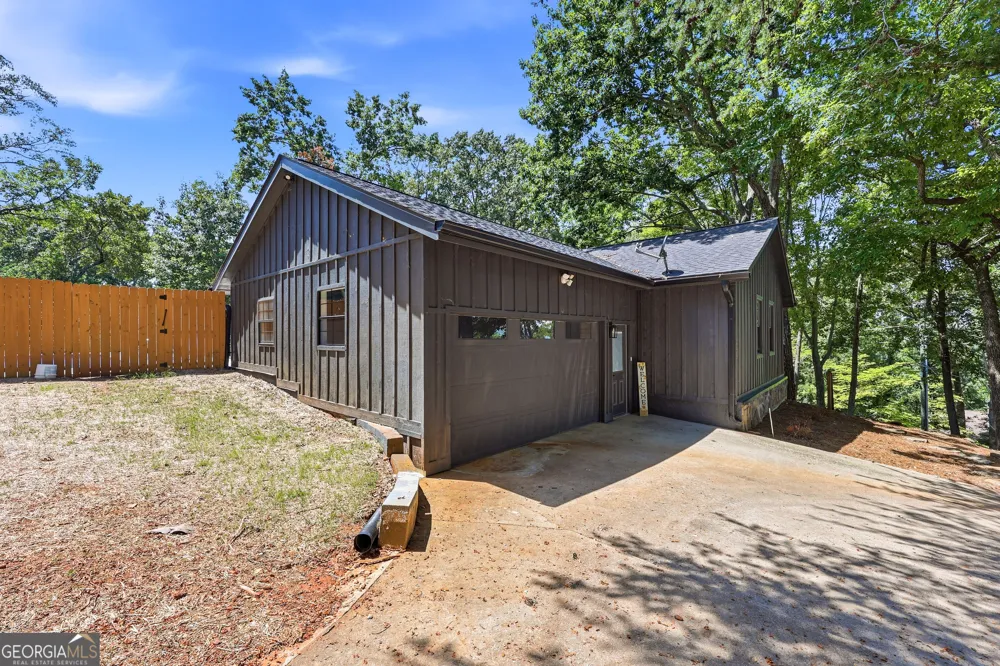 4225 Twin Rivers DR Gainesville, GA 30504