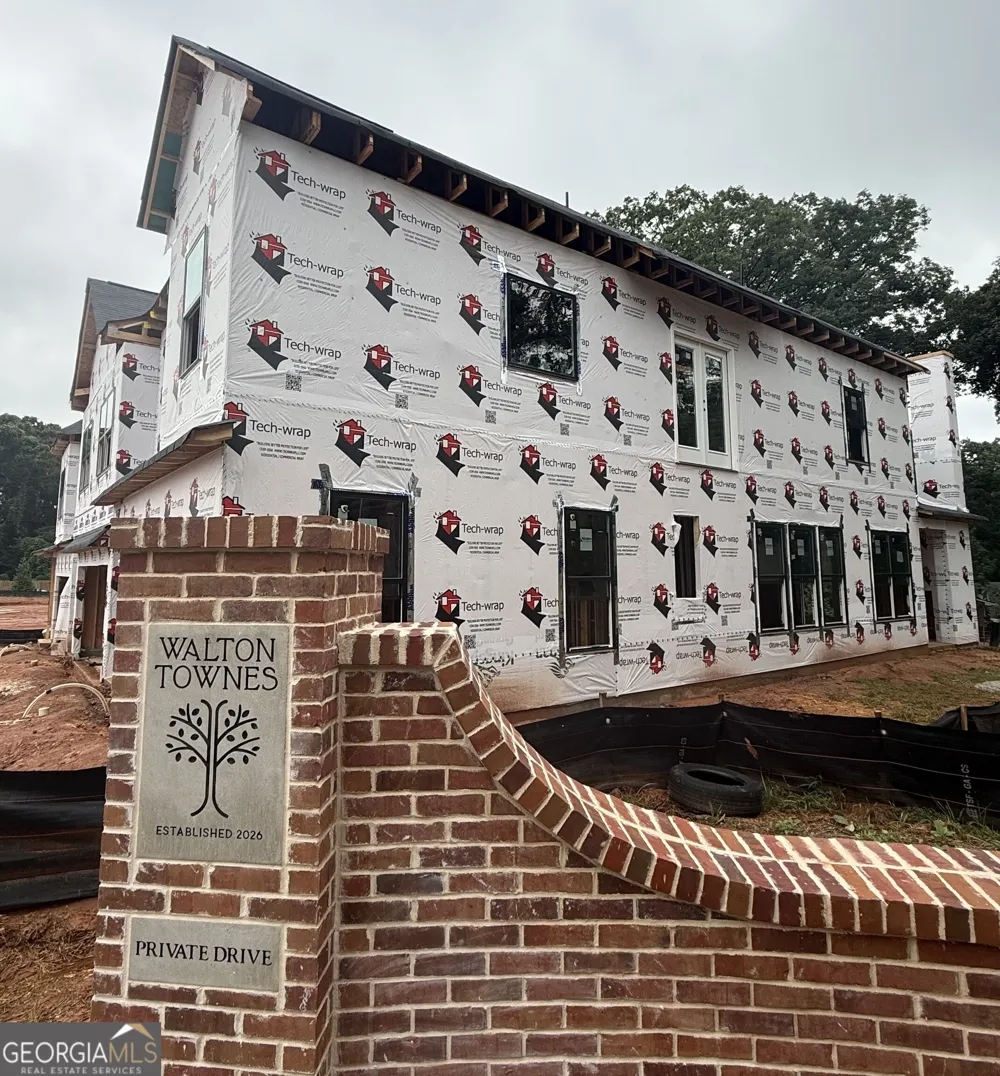 1961 Walton CT Tucker, GA 30084