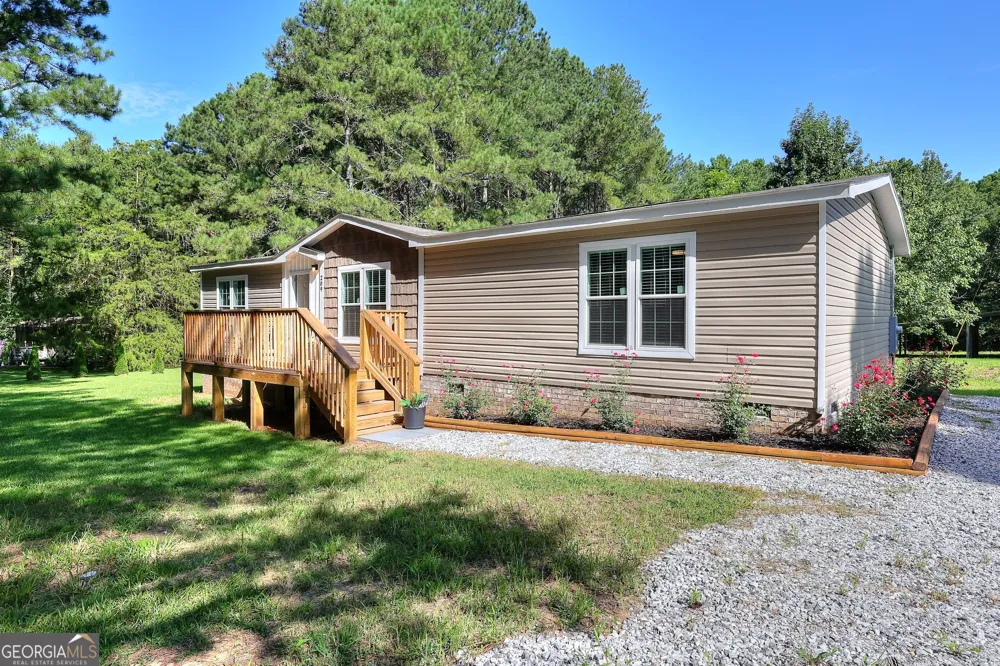 209 Jack Sharp RD Colbert, GA 30628