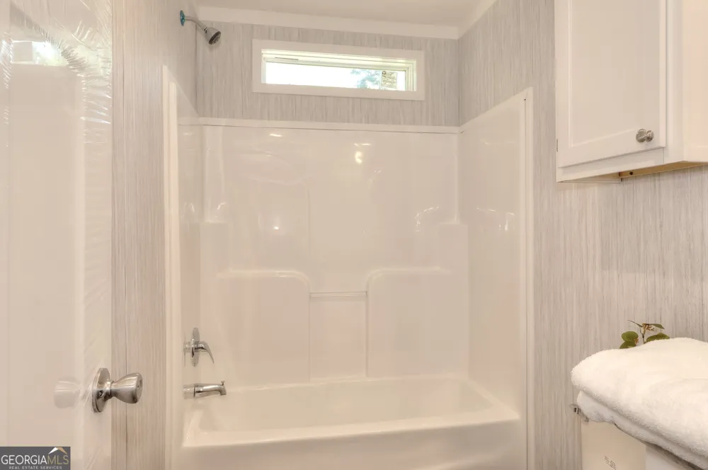 209 Jack Sharp RD Colbert, GA 30628