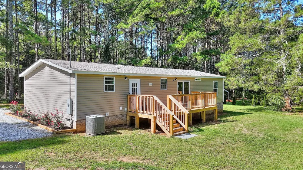 209 Jack Sharp RD Colbert, GA 30628